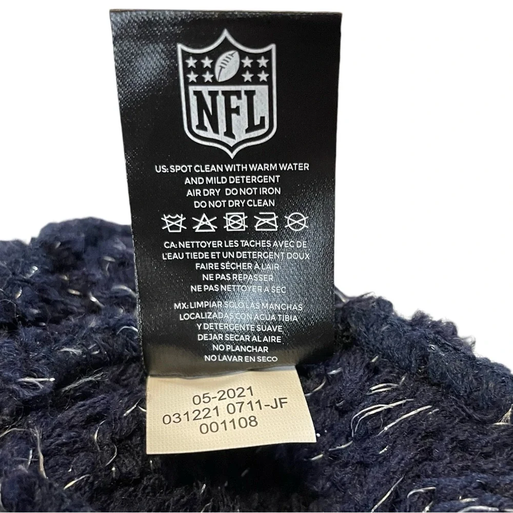 New England Patriots ‘47 Women’s Fiona Logo Cuffed Knit Pom hat Sparkle